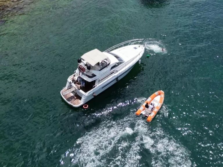 Vip costom made charter bareboat eller skeppad i Beşiktaş