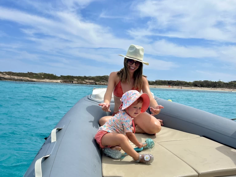 Joker Boat Coaster 650 Barracuda charter bareboat eller skeppad i Denia