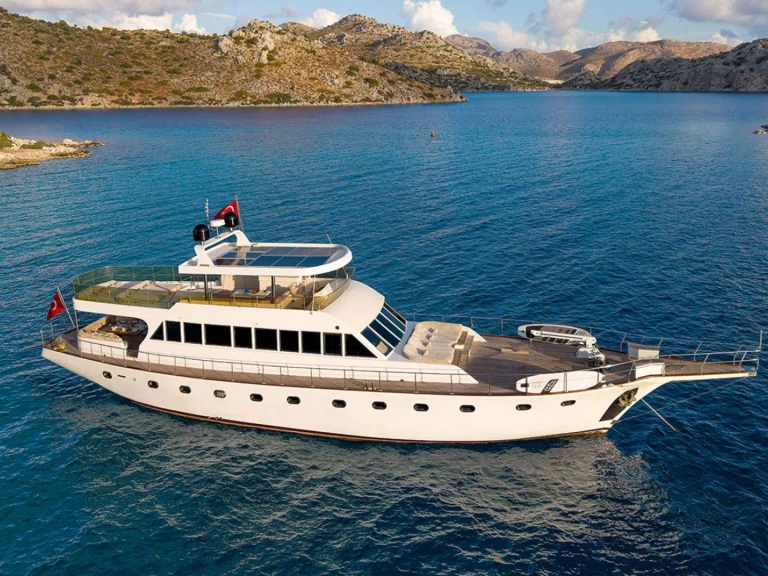 Lyx yacht för uthyrning Marmaris till det bästa priset 