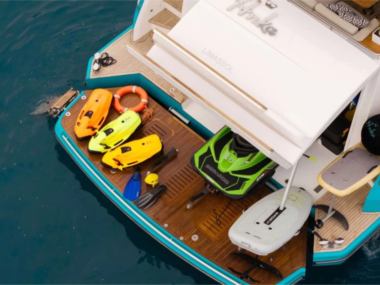 Hyr en Princess, UK ANKA Aten 