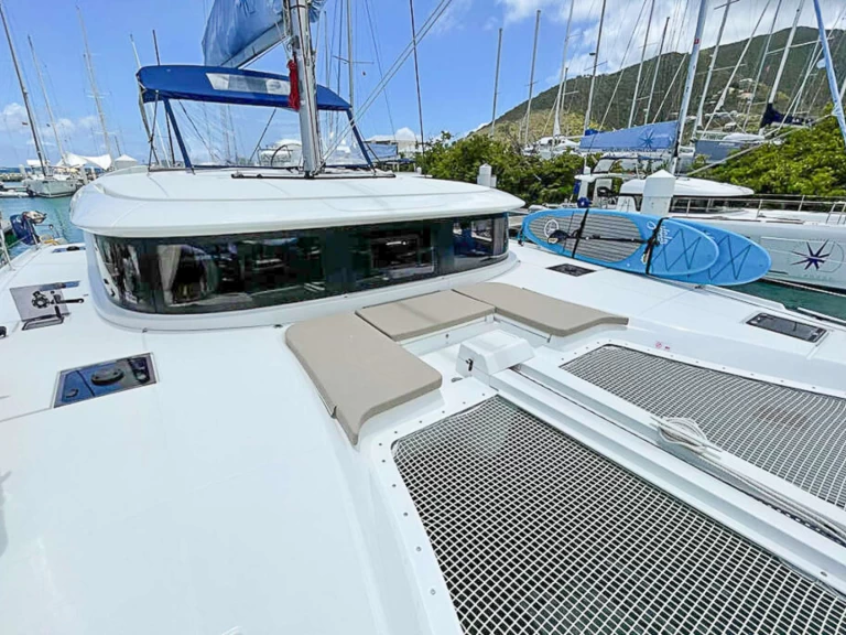 Båtuthyrning Lagoon OCEANS 8 i Brittiska Jungfruöarna på Samboat 