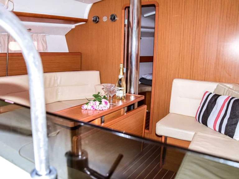 Uthyrning Segelbåt  i Castiglioncello - Jeanneau Sun Odyssey 42i