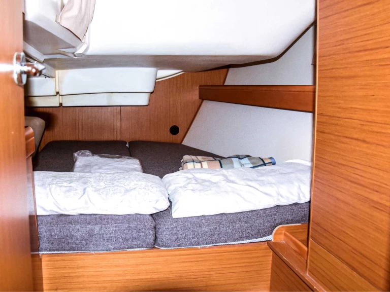 Båtuthyrning Jeanneau Sun Odyssey 42i i Castiglioncello på Samboat 