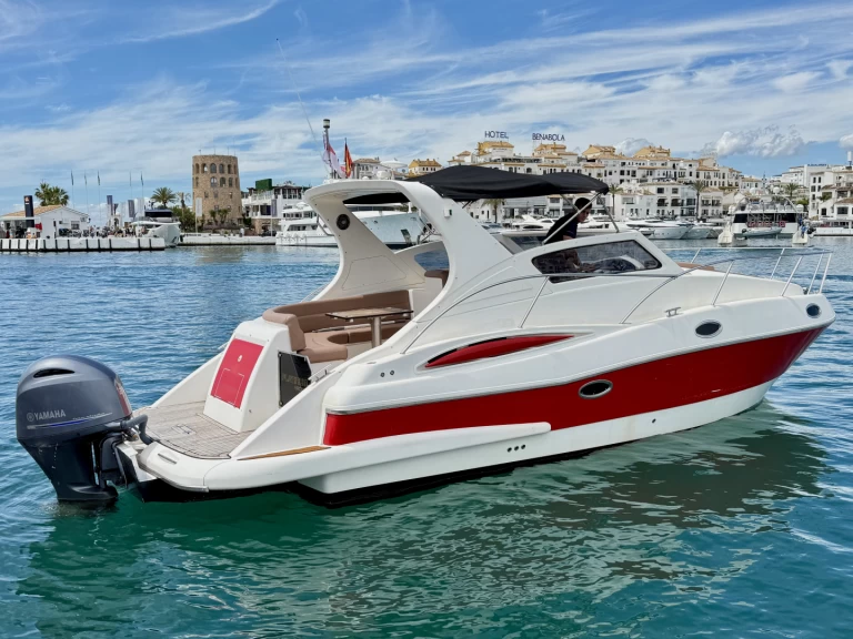 Uthyrning Motorbåt  Moa med en båtlicens 