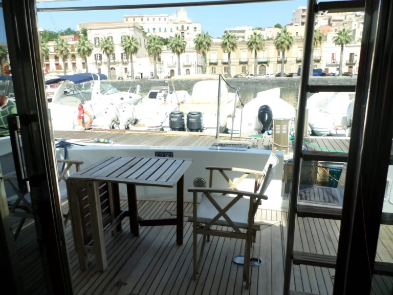 Båtuthyrning Cantieri Alpa Alpa 52 Fly i Milazzo på Samboat 