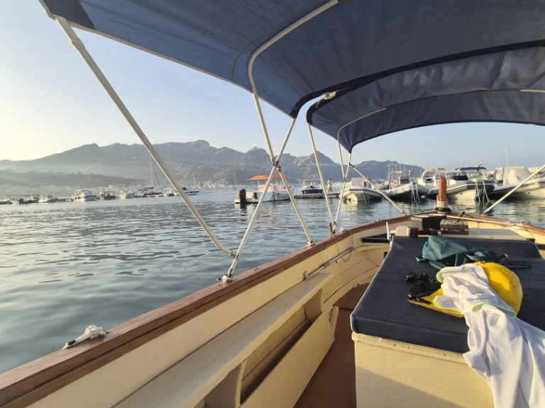 Båtuthyrning Gozzo Gozzo Siciliano i Taormina på Samboat 