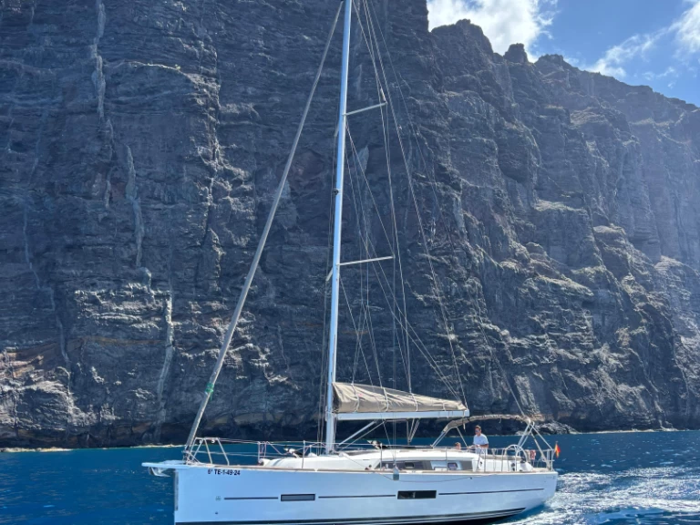 Yacht charter Santa Cruz de Tenerife billig Dufour 382 Grand Large