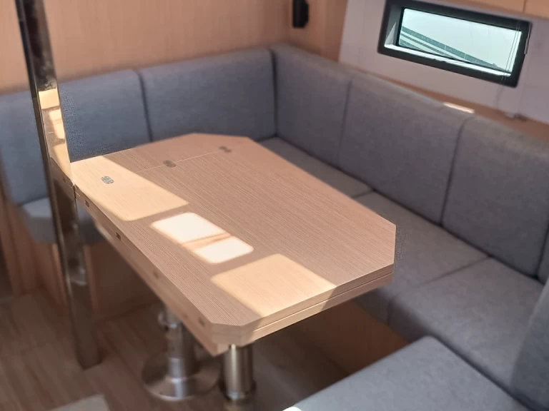 Uthyrning Tropea - Bavaria Bavaria C38 "Le petit Mami" av Samboat 