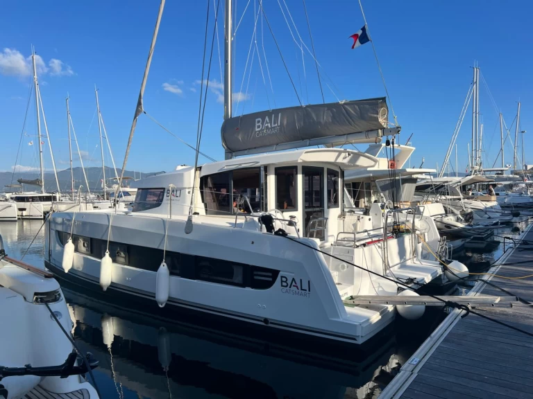 Hyr en Bali Catamarans Bali Catsmart Le Marin 