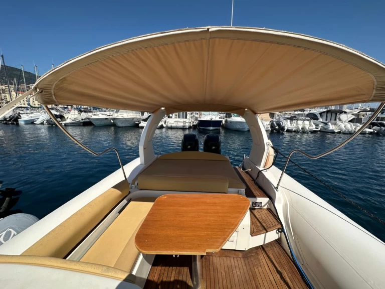 Hyra RIB med eller utan skeppare Nuova Jolly Terracina 