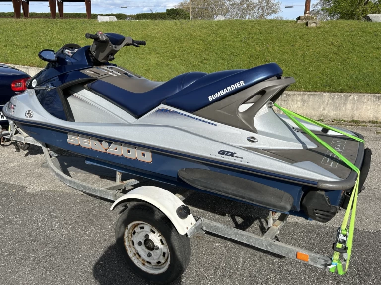 Båtuthyrning Sea-Doo Gtx 4 tec limited i Belleville-en-Beaujolais på Samboat 