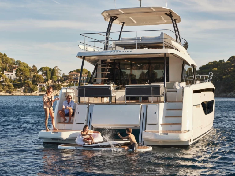 Hyr en Jeanneau Prestige M48 Ponza 
