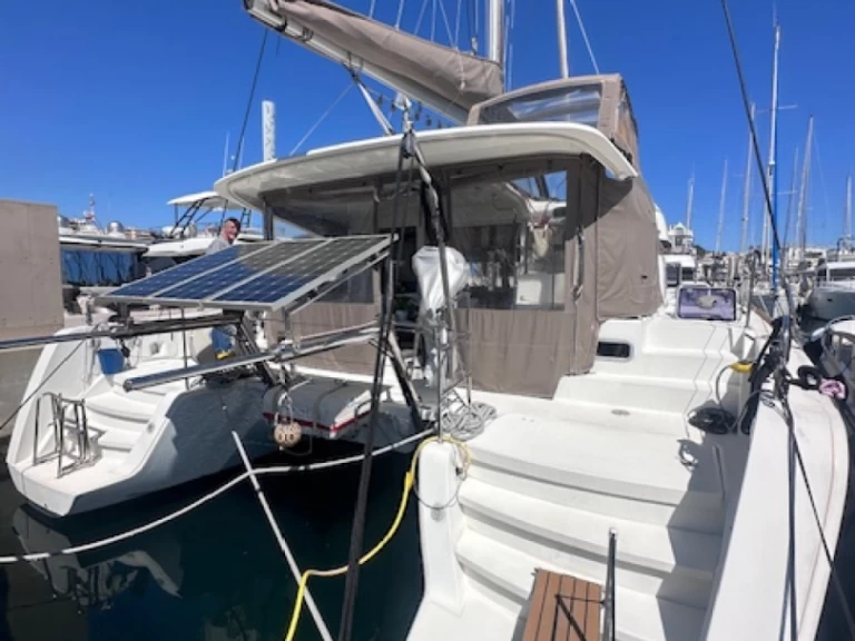 Yacht charter Cannes billig Lagoon 39