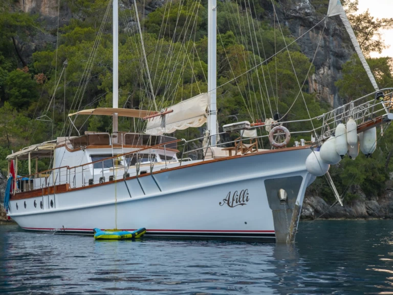 Custom Made Gulet charter bareboat eller skeppad i Fethiye