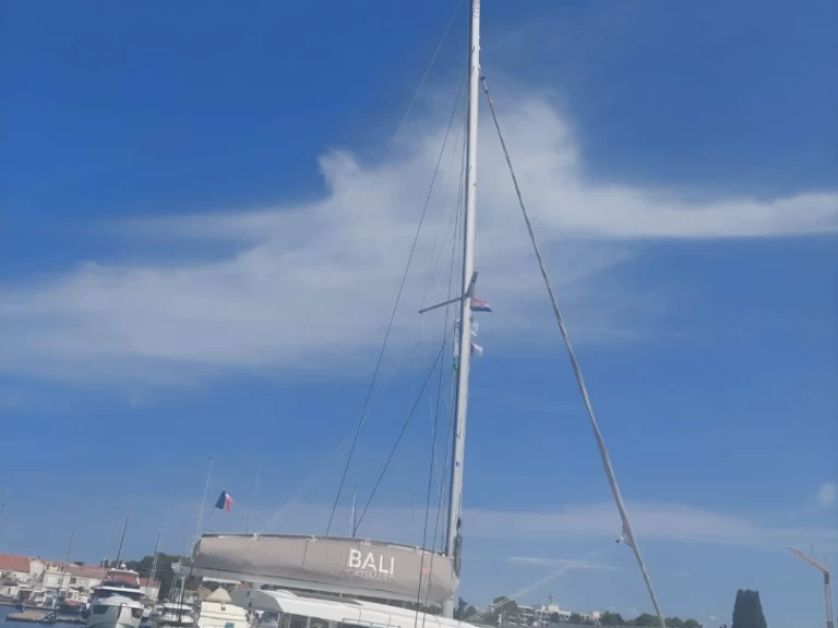 Hyra Katamaran  med eller utan skeppare Bali Catamarans Zadar 