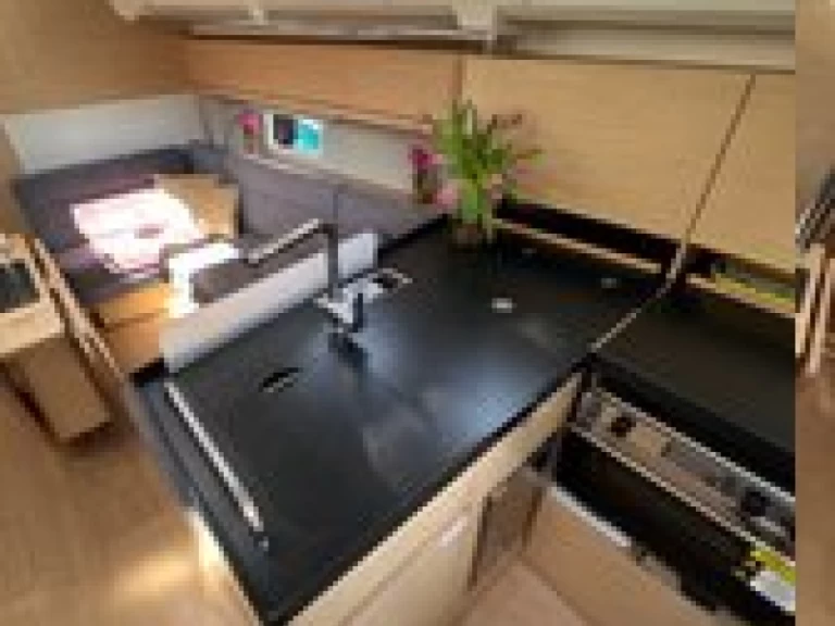 Segelbåt  för uthyrning Donji Seget till det bästa priset 