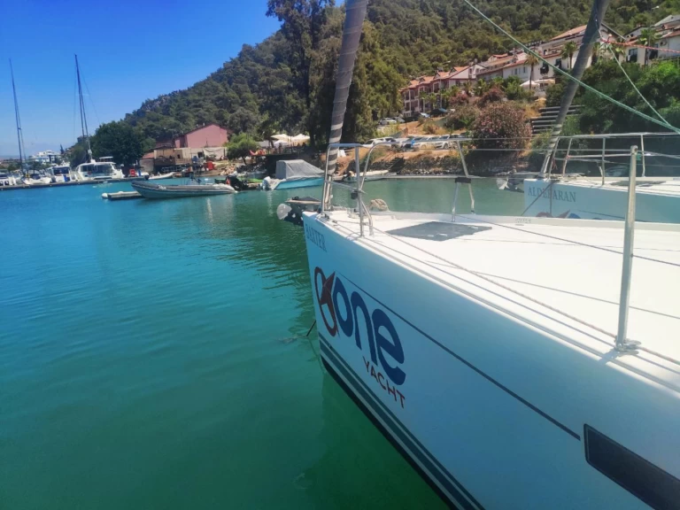 Yacht charter Fethiye billig Hanse 445