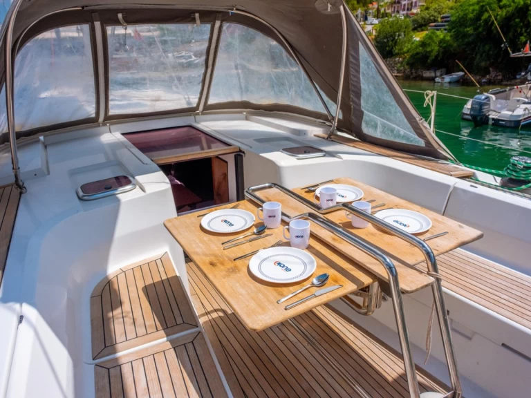 Yacht charter Fethiye billig Hanse 445