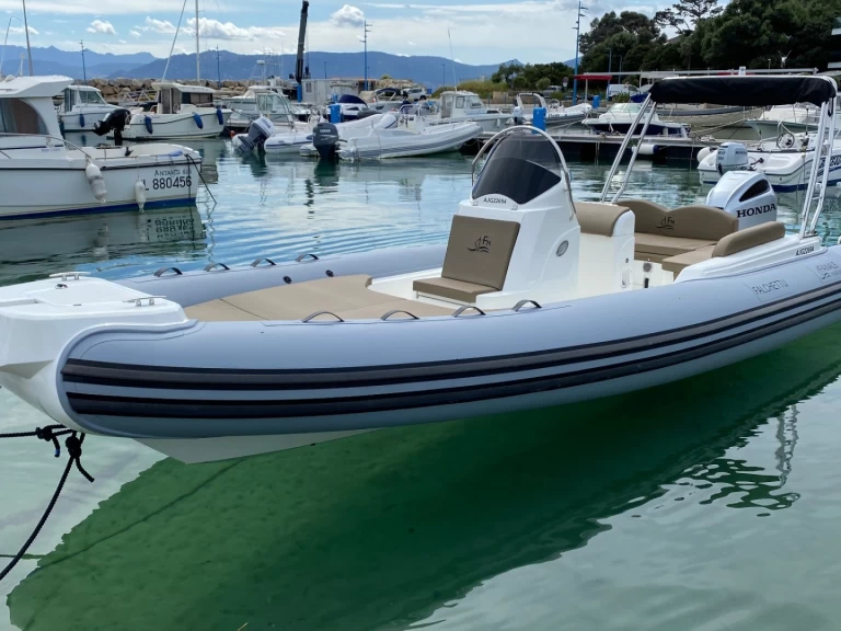 Uthyrning RIB Fanale marine  med en båtlicens 