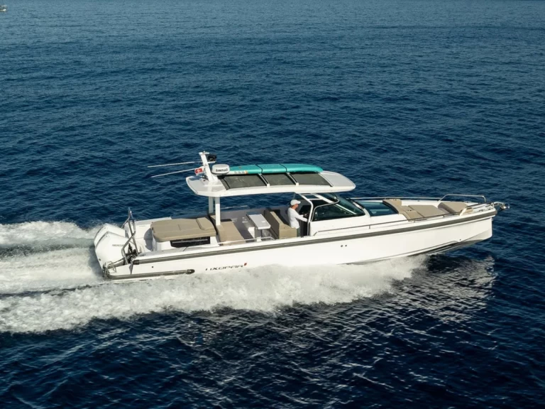 Båtuthyrning Axopar Axopar 37 Sun-Top i Il-Furjana på Samboat 