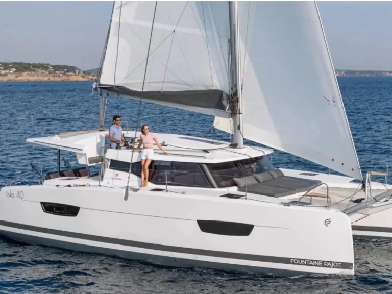Hyra Katamaran  med eller utan skeppare Fountaine Pajot Key West 