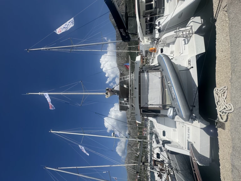 Bali Catamarans Bali Catspace Voile charter bareboat eller skeppad i Lefkáda
