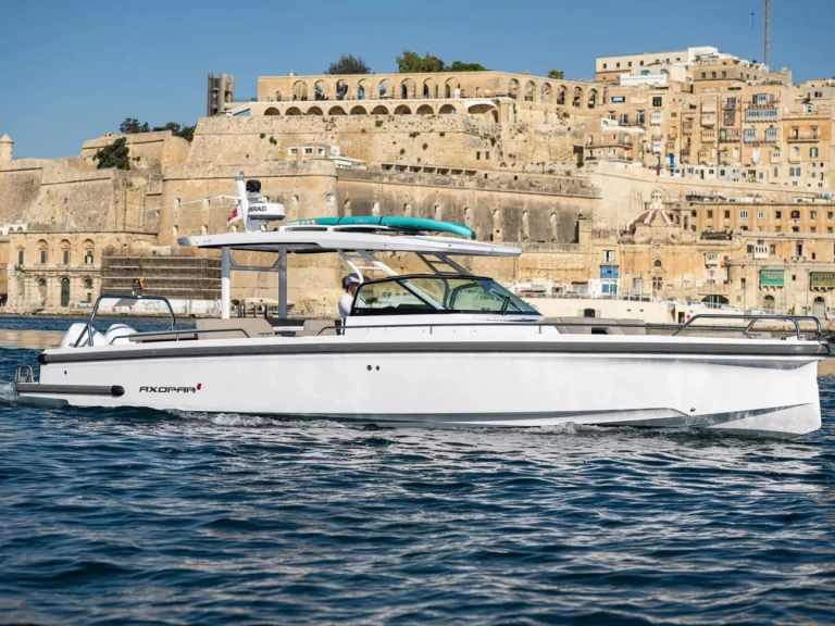 Yacht charter Il-Furjana billig Axopar 37 Sun-Top