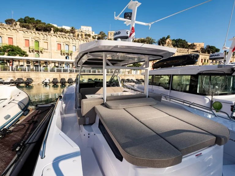 Båtuthyrning Axopar Axopar 37 Sun-Top i Il-Furjana på Samboat 