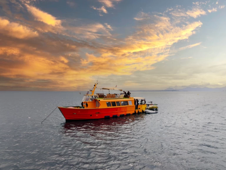 Lyx yacht för uthyrning Cannes till det bästa priset 