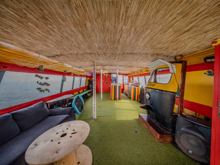 Hyr en Constructeur indépendant Bateau en Bois Cannes 