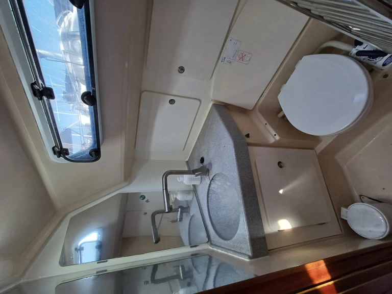 Yacht charter Portoferraio billig Bavaria 37 Exclusive