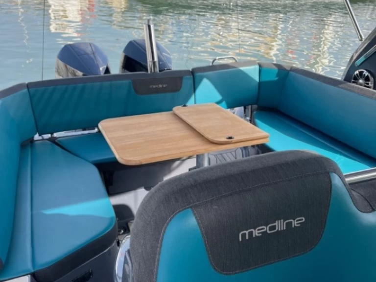 Båtuthyrning Zodiac Medline 9 i Port Grimaud på Samboat 