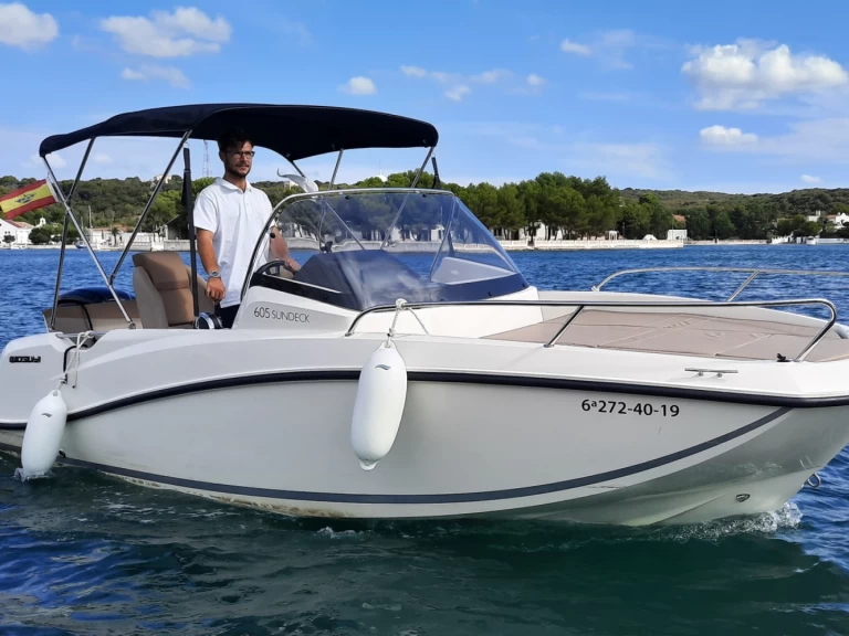 Hyr en Quicksilver Activ 605 Open Mahon 
