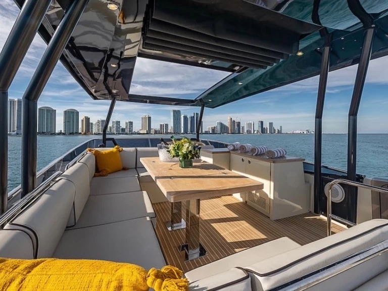 Båtuthyrning Bénéteau Monte Carlo 6 i Miami  på Samboat 