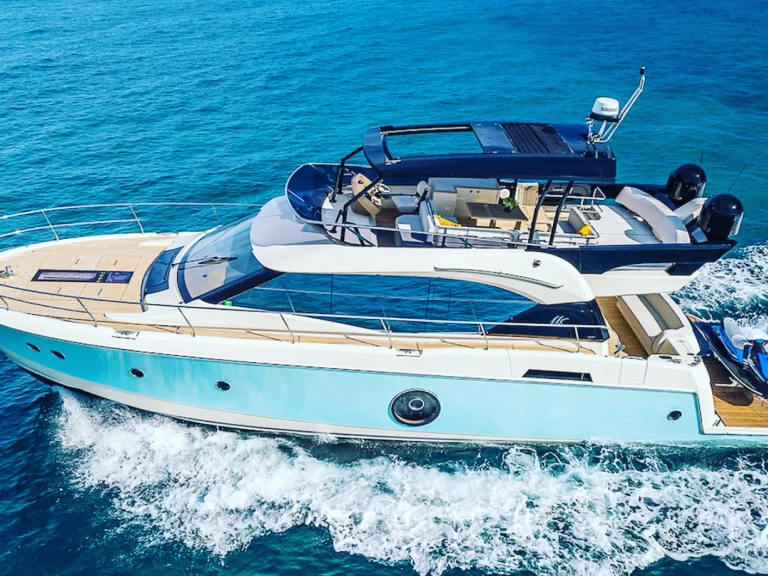 Hyra Lyx yacht med eller utan skeppare Bénéteau Miami  