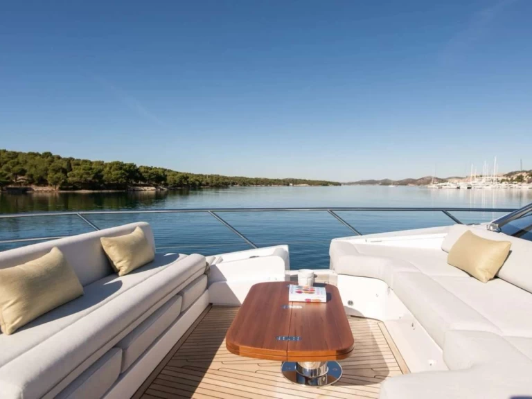 Uthyrning Lyx yacht i Šibenik  - Azimut PREWI