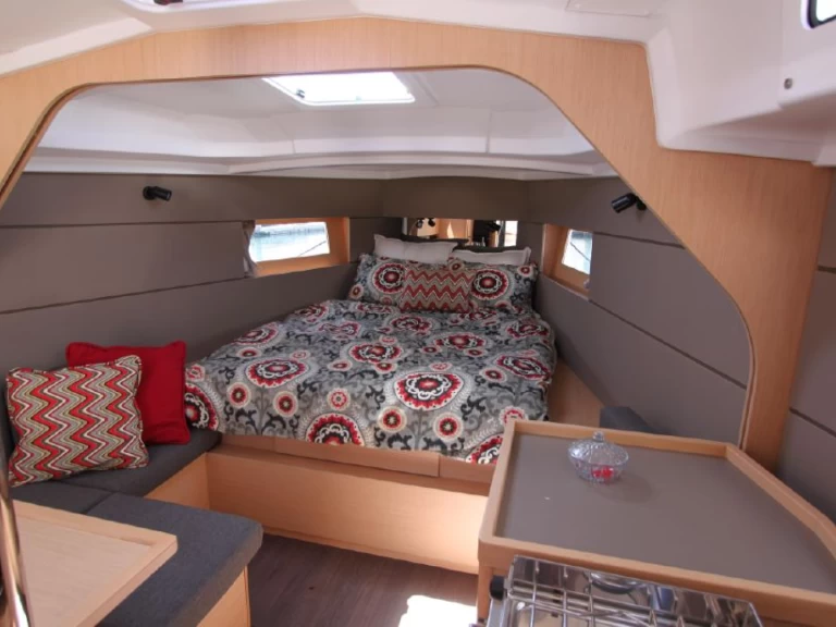 Yacht charter Lefkáda billig Oceanis 38