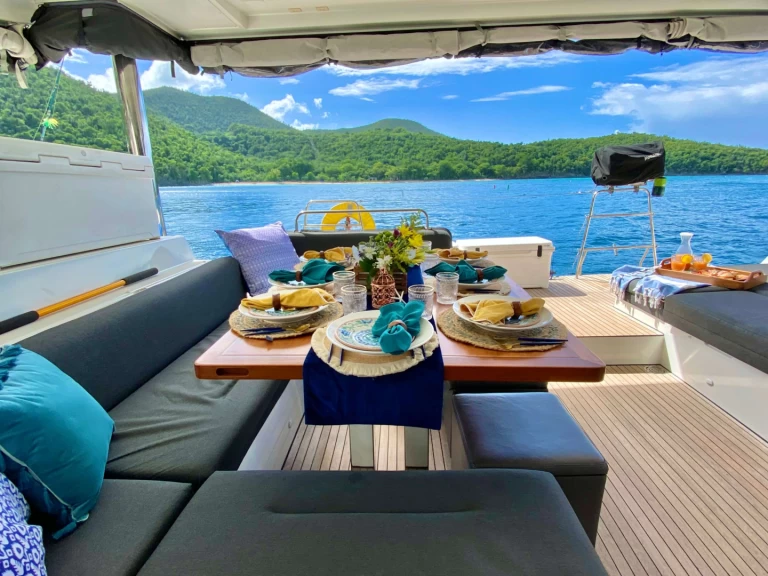 Uthyrning Katamaran  Lagoon med en båtlicens 