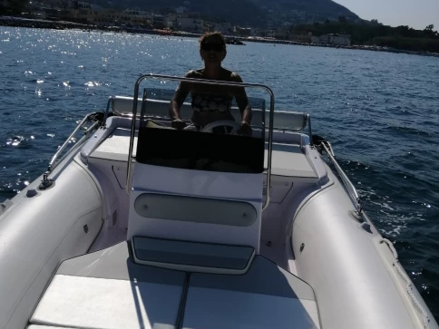 Hyra RIB med eller utan skeppare Selva Ischia Porto 