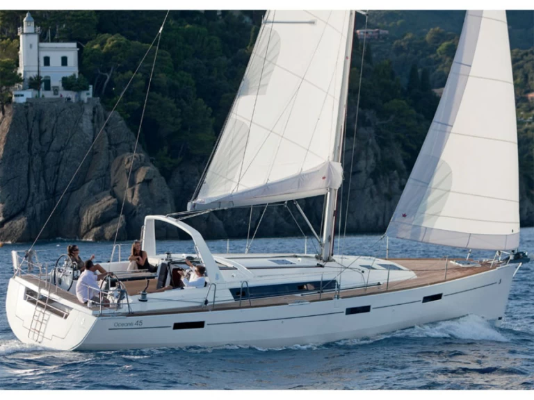 Båtuthyrning Bénéteau Oceanis 45 i Capo d'Orlando på Samboat 