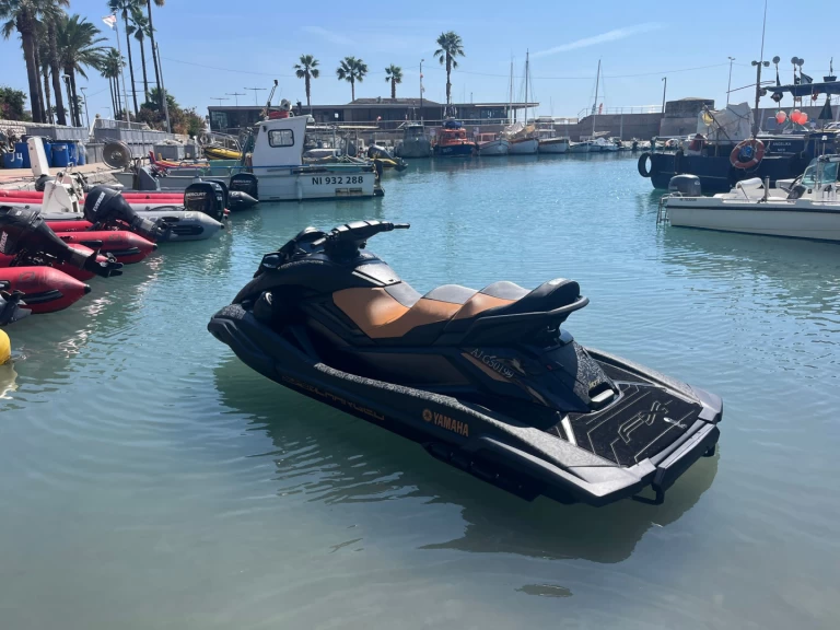 Yacht charter Cros-de-Cagnes billig Yamaha FX SVHO