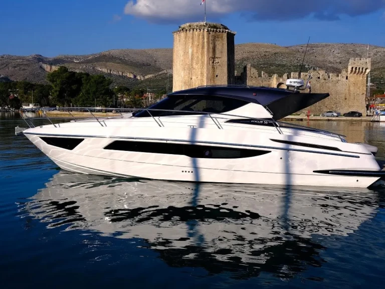 Båtuthyrning Focus Focus Power 36 i Trogir  på Samboat 