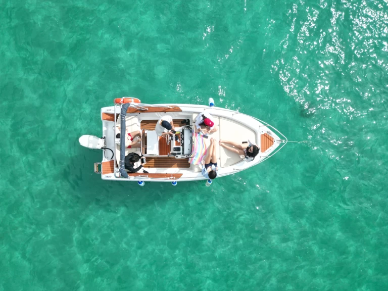 Uthyrning Cagliari - Capelli Cap 17 av Samboat 