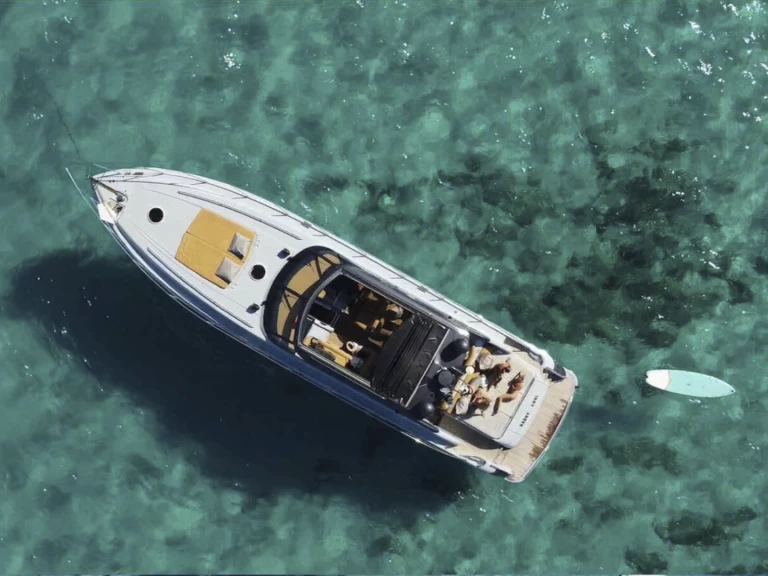 Lyx yacht för uthyrning Ibiza Magna till det bästa priset 