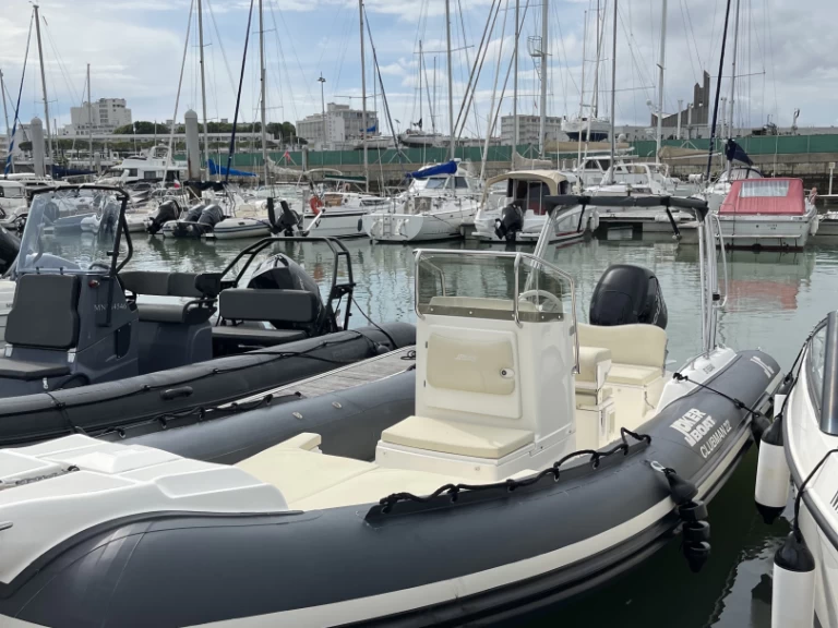 Hyr en Joker Boat Clubman 22 Royan 