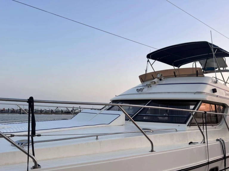 Princess Princess 385 charter bareboat eller skeppad i Chania
