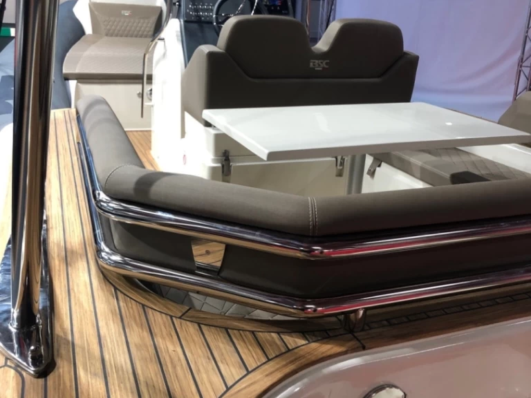 Uthyrning Calvi - Bsc BSC 780 EBONY av Samboat 