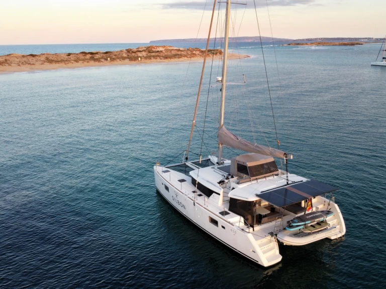 Uthyrning Marina Ibiza - Lagoon Lagoon 450 F av Samboat 