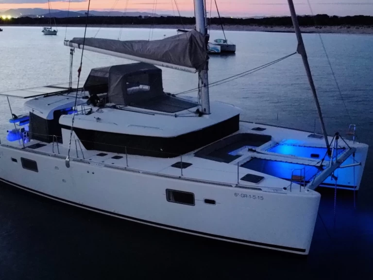 Hyr en Lagoon Lagoon 450 F Marina Formentera 