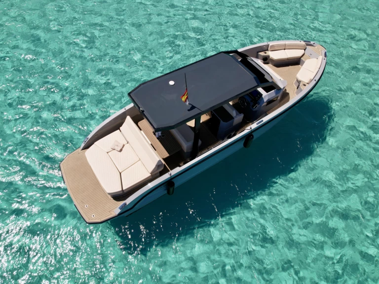 Hyra Motorbåt  med eller utan skeppare Rand Marina Ibiza 